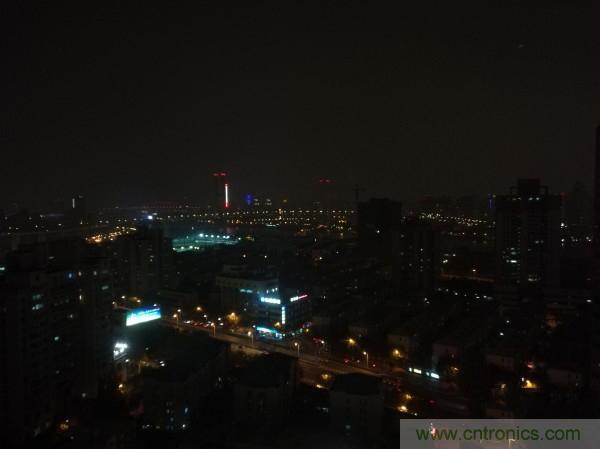 新旗艦Mate 8全評(píng)測(cè)：橫空出世！能否延續(xù)一機(jī)難求？