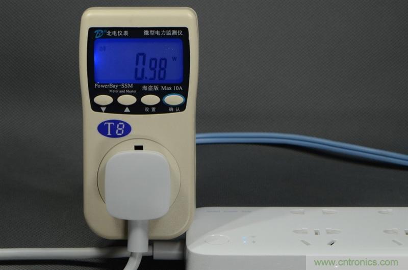 做工怒贊 神秘芯片！小米智能插線板拆解、評測