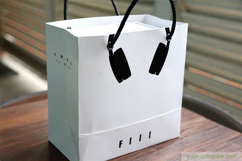 頭條哥的夢想之作！FIIL耳機(jī)能讓汪峰上頭條否？