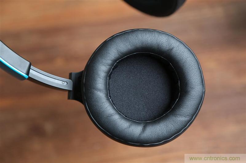 頭條哥的夢想之作！FIIL耳機(jī)能讓汪峰上頭條否？