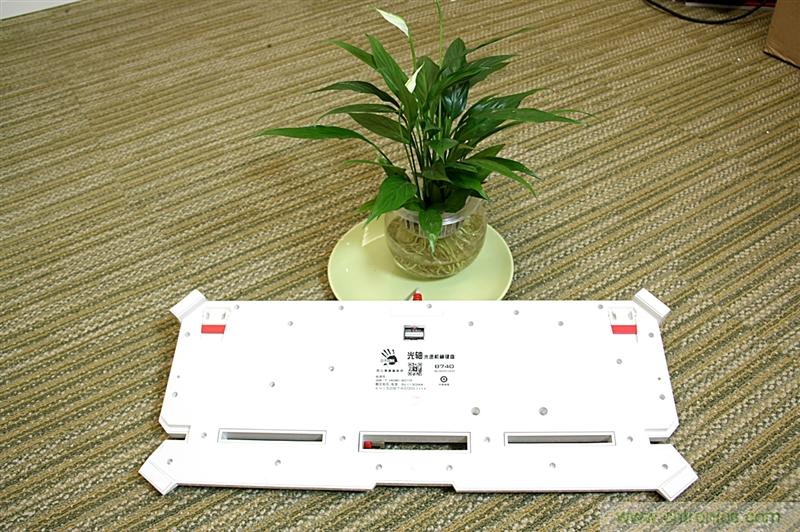 曾經(jīng)的網(wǎng)吧統(tǒng)治者&mdash;雙飛燕血手幽靈機(jī)械鍵盤，真世界最快？