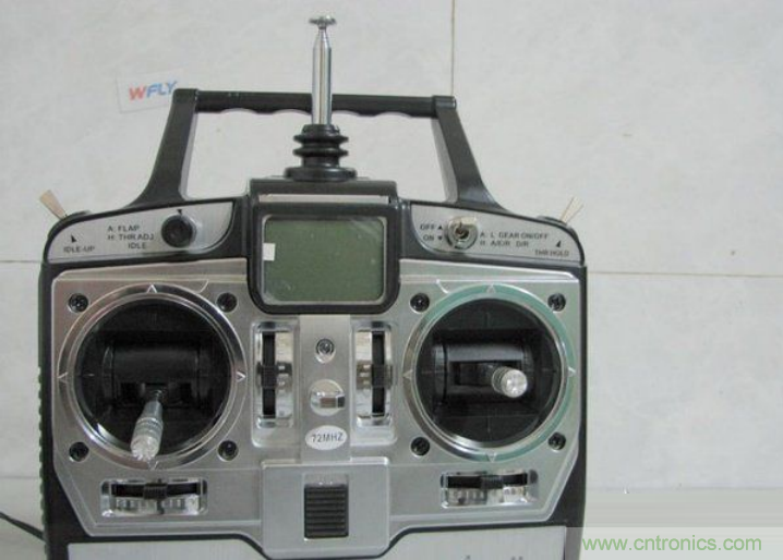 無人機 DIY 制作全過程，酷得不要不要的！