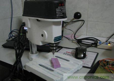 無人機 DIY 制作全過程，酷得不要不要的！