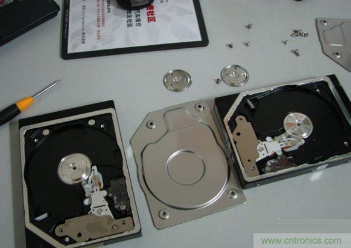 無人機 DIY 制作全過程，酷得不要不要的！