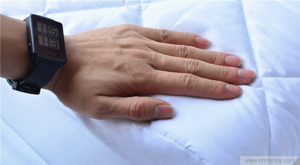 這個枕頭不僅能挽救睡眠還能挽救婚姻！