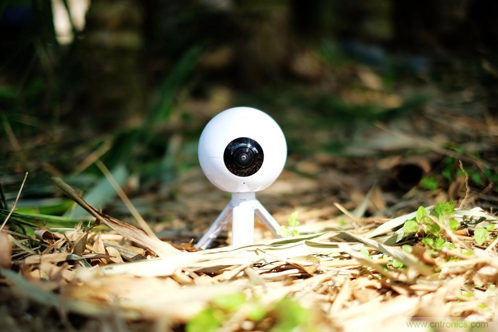 造型神似BB8，讓照片翻滾起來&mdash;&mdash;暴風魔眼