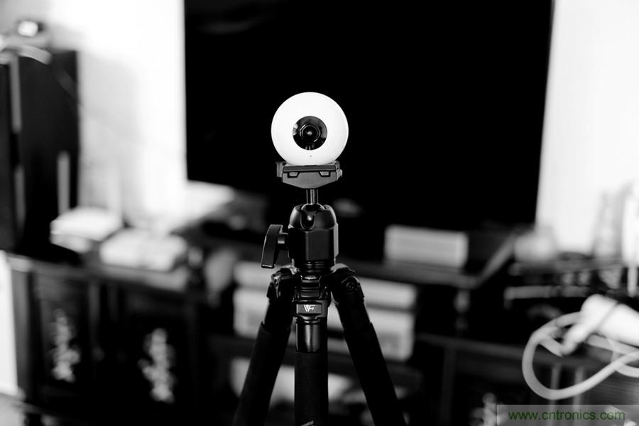 造型神似BB8，讓照片翻滾起來&mdash;&mdash;暴風魔眼