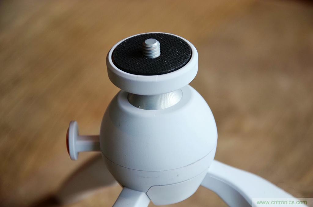 逼格滿滿的相機(jī)便攜三腳架，三足鼎立才安全