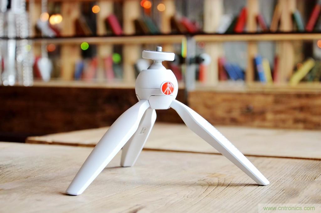 逼格滿滿的相機(jī)便攜三腳架，三足鼎立才安全