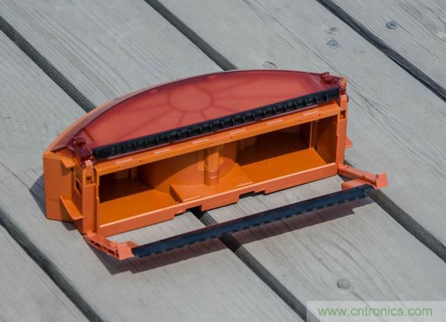 智能導航掃地機器人，以內(nèi)更靠譜！