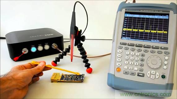 傳統(tǒng)金屬近場探棒PK新型的微光子主動近場探棒，孰優(yōu)孰劣？