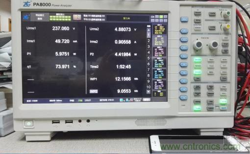 &ldquo;瘋7&rdquo;手機充電實測：為何沿用傳統(tǒng)充電模式？