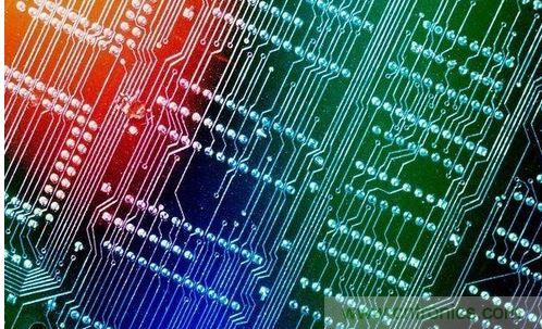 【導(dǎo)讀】對于一個新設(shè)計(jì)的電路板，調(diào)試起來往往會遇到一些困難，特別是當(dāng)板比較大、元件比較多時，往往無從下手。但如果掌握好一套合理的調(diào)試方法，調(diào)試起來將會事半功倍。  對于剛拿回來的新PCB板，我們首先要大概觀察一下，板上是否存在問題，例如是否有明顯的裂痕，有無短路、開路等現(xiàn)象。如果有必要的話，可以檢查一下電源跟地線之間的電阻是否足夠大。  然后就是安裝元件了。相互獨(dú)立的模塊，如果您沒有把握保證它們工作正常時，最好不要全部都裝上，而是一部分一部分的裝上（對于比較小的電路，可以一次全部裝上），這樣容易確定故障范圍，免得到時遇到問題時，無從下手。一般來說，可以把電源部分先裝好，然后就上電檢測電源輸出電壓是否正常。如果在上電時您沒有太大的把握（即使有很大的把握，也建議您加上一個保險絲，以防萬一），可考慮使用帶限流功能的可調(diào)穩(wěn)壓電源。先預(yù)設(shè)好過流保護(hù)電流，然后將穩(wěn)壓電電源的電壓值慢慢往上調(diào)，并監(jiān)測輸入電流、輸入電壓以及輸出電壓。如果往上調(diào)的過程中，沒有出現(xiàn)過流保護(hù)等問題，且輸出電壓也達(dá)到了正常，則說明電源部分OK。反之，則要斷開電源，尋找故障點(diǎn)，并重復(fù)上述步驟，直到電源正常為止。  接下來逐漸安裝其它模塊，每安裝好一個模塊，就上電測試一下，上電時也是按照上面的步驟，以避免因?yàn)樵O(shè)計(jì)錯誤或/和安裝錯誤而導(dǎo)致過流而燒壞元件。  PCB   尋找故障的辦法一般有下面幾種：  ①測量電壓法。首先要確認(rèn)的是各芯片電源引腳的電壓是否正常，其次檢查各種參考電壓是否正常，另外還有各點(diǎn)的工作電壓是否正常等。例如，一般的硅三極管導(dǎo)通時，BE結(jié)電壓在0.7V左右，而CE結(jié)電壓則在0.3V左右或者更小。如果一個三極管的BE結(jié)電壓大于0.7V（特殊三極管除外，例如達(dá)林頓管等），可能就是BE結(jié)就開路。  ②信號注入法。將信號源加至輸入端，然后依次往后測量各點(diǎn)的波形，看是否正常，以找到故障點(diǎn)。有時我們也會用更簡單的辦法，例如用手握一個鑷子，去碰觸各級的輸入端，看輸出端是否有反應(yīng)，這在音頻、視頻等放大電路中常使用（但要注意，熱底板的電路或者電壓高的電路，不能使用此法，否則可能會導(dǎo)致觸電）。如果碰前一級沒有反應(yīng)，而碰后一級有反應(yīng)，則說明問題出在前一級，應(yīng)重點(diǎn)檢查。  ③當(dāng)然，還有很多其它的尋找故障點(diǎn)的方法，例如看、聽、聞、摸等。&ldquo;看&rdquo;就是看元件有無明顯的機(jī)械損壞，例如破裂、燒黑、變形等;&ldquo;聽&rdquo;就是聽工作聲音是否正常，例如一些不該響的東西在響，該響的地方不響或者聲音不正常等;&ldquo;聞&rdquo;就是檢查是否有異味，例如燒焦的味道、電容電解液的味道等，對于一個有經(jīng)驗(yàn)的電子維修人員來說，對這些氣味是很敏感的;&ldquo;摸&rdquo;就是用手去試探器件的溫度是否正常，例如太熱，或者太涼。一些功率器件，工作起來時會發(fā)熱，如果摸上去是涼的，則基本上可以判斷它沒有工作起來。但如果不該熱的地方熱了或者該熱的地方太熱了，那也是不行的。一般的功率三極管、穩(wěn)壓芯片等，工作在70度以下是完全沒問題的。70度大概是怎樣的一個概念呢？如果你將手壓上去，可以堅(jiān)持三秒鐘以上，就說明溫度大概在70度以下（注意要先試探性的去摸，千萬別把手燙傷了）。  好了，關(guān)于調(diào)試的問題，我們今天就暫時講這么多，如果想要了解更多的調(diào)試方法和經(jīng)驗(yàn)，可以去找一些家用電器維修的書來看看，一個好的設(shè)計(jì)人員，首先應(yīng)該是一個好的維修人員。