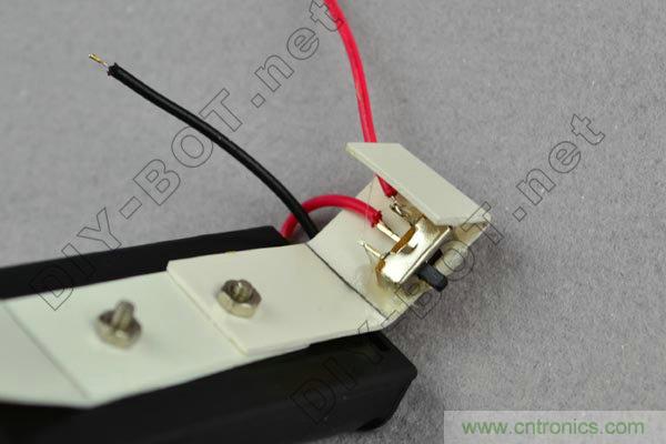 買不起就自己DIY一個(gè)四驅(qū)車&ldquo;速行者&rdquo;