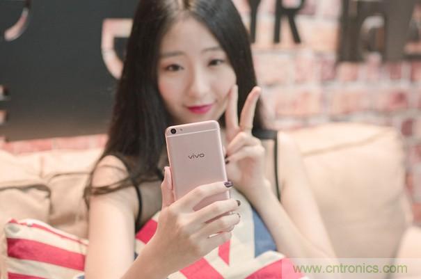 回顧2016：七大智能手機(jī)亮點(diǎn)技術(shù)，誰才是真的&ldquo;未來 &rdquo;