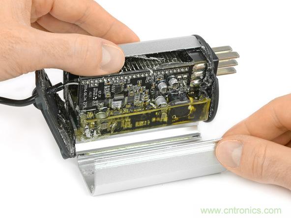 從電池到傳感器，完整拆解小米智能自行車(chē)