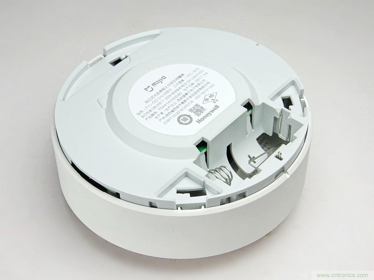 小米煙霧報警器拆解：一顆電池可用五年是如何做到的？