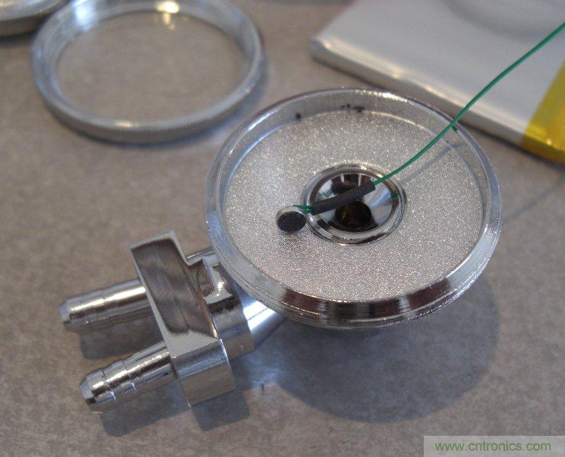 DIY萬(wàn)圣節(jié)道具：讓心跳出來(lái)！