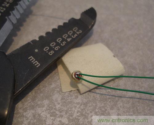 DIY萬(wàn)圣節(jié)道具：讓心跳出來(lái)！