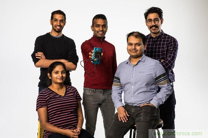 室內(nèi)激光無線充電新技術(shù)亮相，可媲美傳統(tǒng) USB 線纜