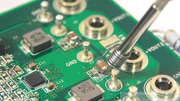 了解開關(guān)調(diào)節(jié)器的輸出，加快電源設(shè)計(jì)