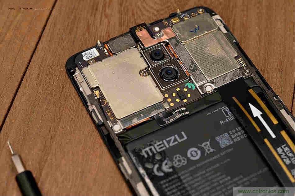 拆解魅族15 Plus：玩轉(zhuǎn)了新概念，但其工藝究竟如何？