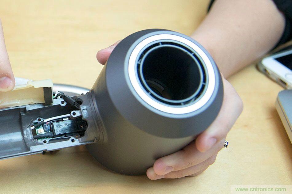 拆解戴森吹風機：近三千元的價格貴在哪？
