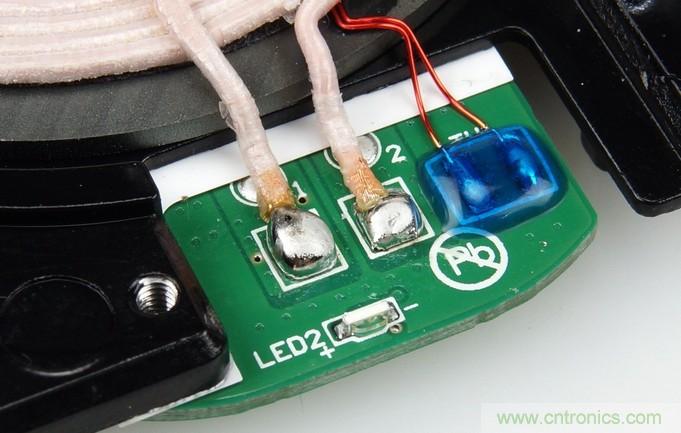 拆解對(duì)比：系出同門，小米、紫米無(wú)線充電器的差別有多大？