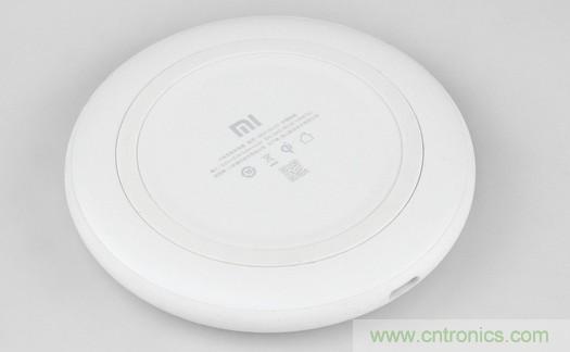 拆解對(duì)比：系出同門，小米、紫米無(wú)線充電器的差別有多大？