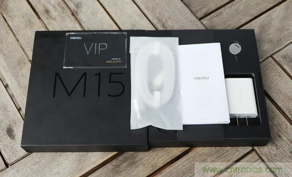魅族M15拆解：做工精致，壓感Home鍵采用中國(guó)芯