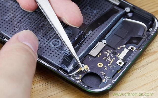 拆解黑鯊手機：多級直觸一體式液冷系統(tǒng)有什么門道？