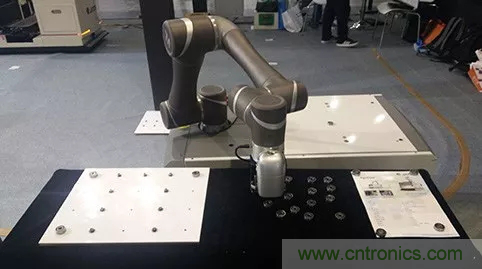 &ldquo;互聯(lián)網(wǎng)+&rdquo;博覽會&mdash;助力智能機(jī)器人發(fā)展，實(shí)現(xiàn)智能制造