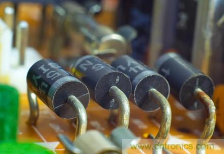 一文看懂電阻、電容、電位器、三極管、二極管、可控硅！