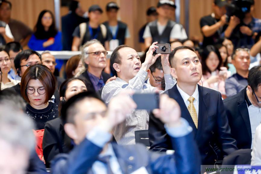 在數(shù)字浪潮中智慧揚帆——第四屆中國(廣東)國際“互聯(lián)網(wǎng)+”博覽會圓滿落下帷幕 在數(shù)字浪潮中智慧揚帆——第四屆中國(廣東)國際“互聯(lián)網(wǎng)+”博覽會圓滿落下帷幕