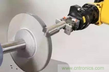 力傳感器在機器人哪些應(yīng)用中，可以完爆視覺系統(tǒng)？