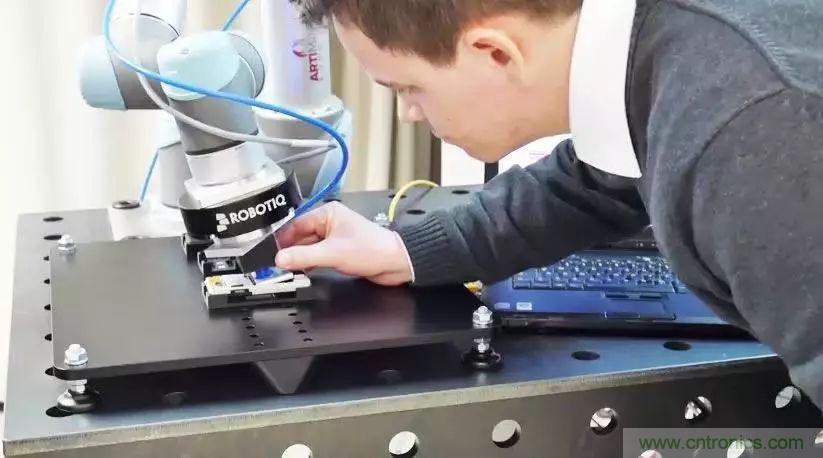 力傳感器在機器人哪些應(yīng)用中，可以完爆視覺系統(tǒng)？