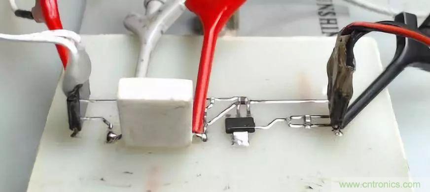 不錯(cuò)的學(xué)習(xí)貼，低壓差降壓穩(wěn)壓電路設(shè)計(jì)