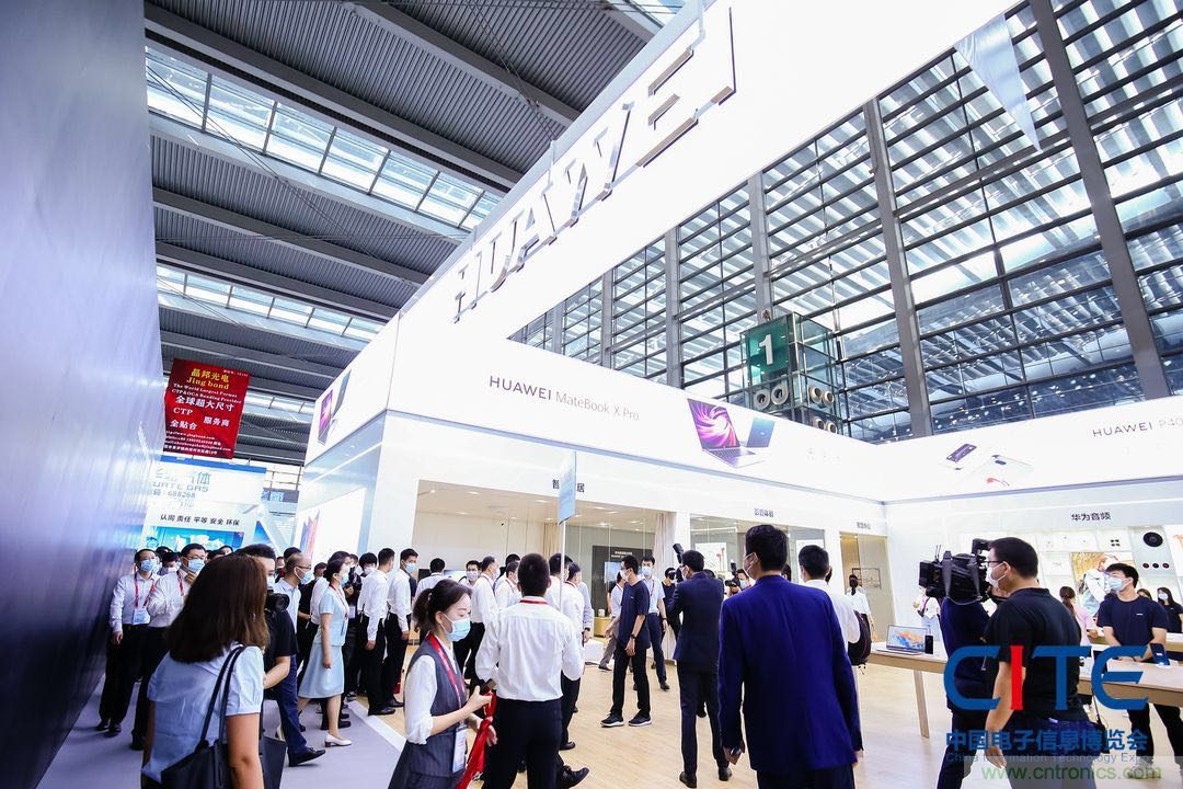 第八屆中國(guó)電子信息博覽會(huì)在深圳盛大開(kāi)幕，為行業(yè)發(fā)展提振信心
