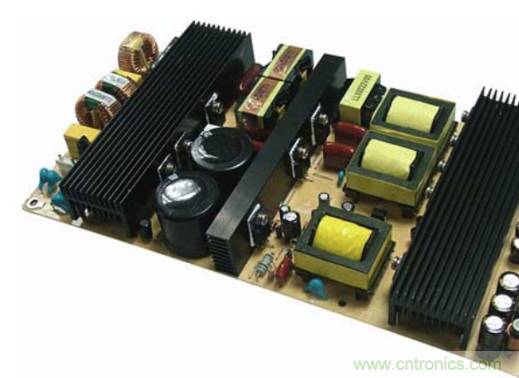 如何使用反向二極管來(lái)保護(hù)電源？